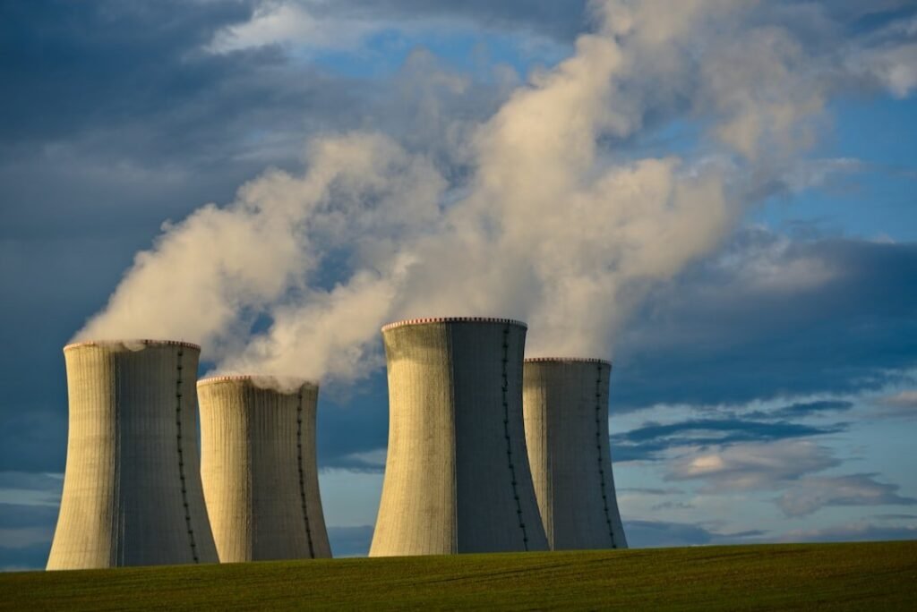 The Cooling Tower Blind Spot: Why ASEAN Buildings Are Hemorrhaging Water—And Missing a Quick Win